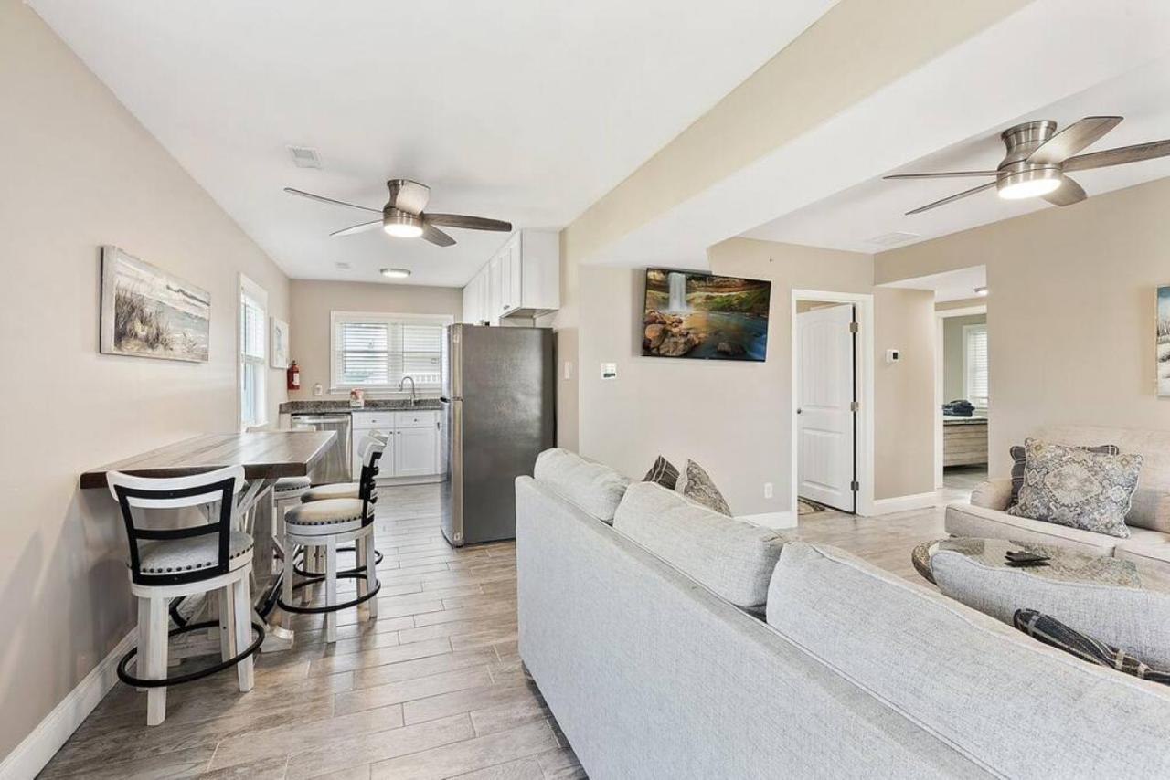 Spectacular 3 Bedroom Condo One Block To The Beach Brigantine Buitenkant foto